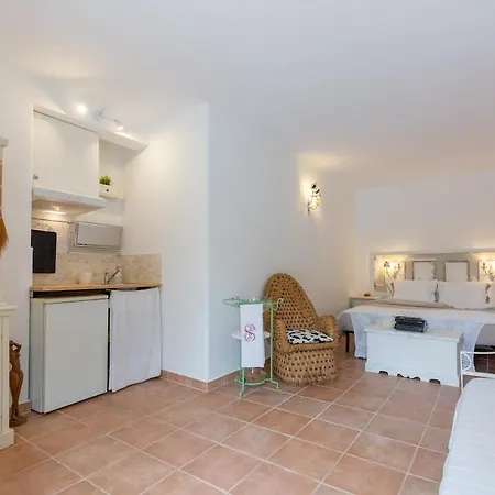 Garden View Apartment Cascais